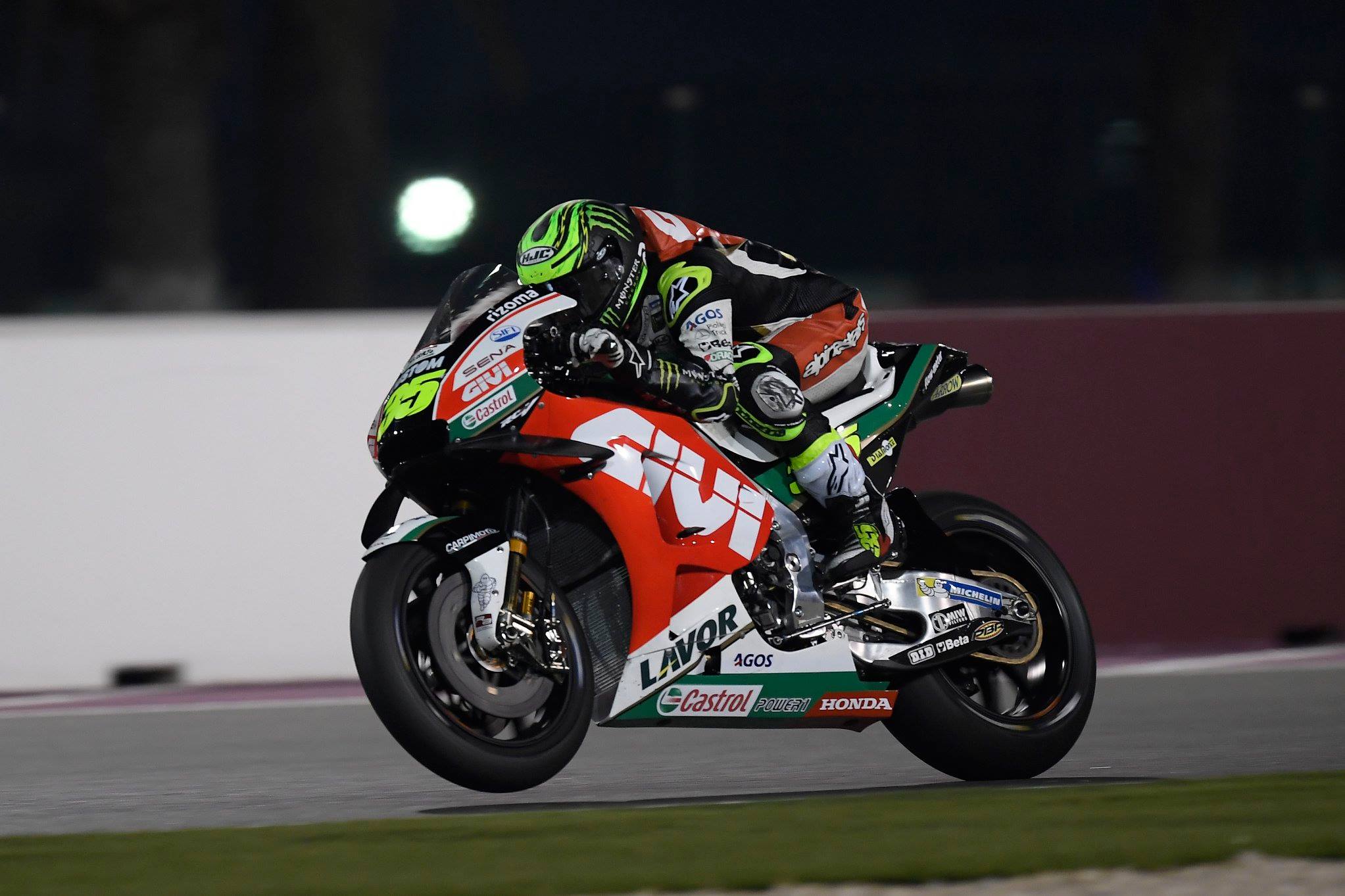 Moeilijke eerste dag voor crutchlow in Qatar